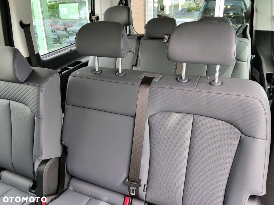 Hyundai Staria - 18