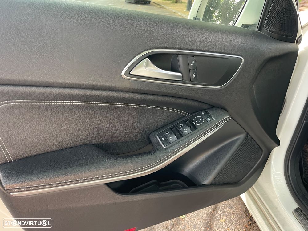 Mercedes-Benz A 180 CDI BlueEFFICIENCY - 9