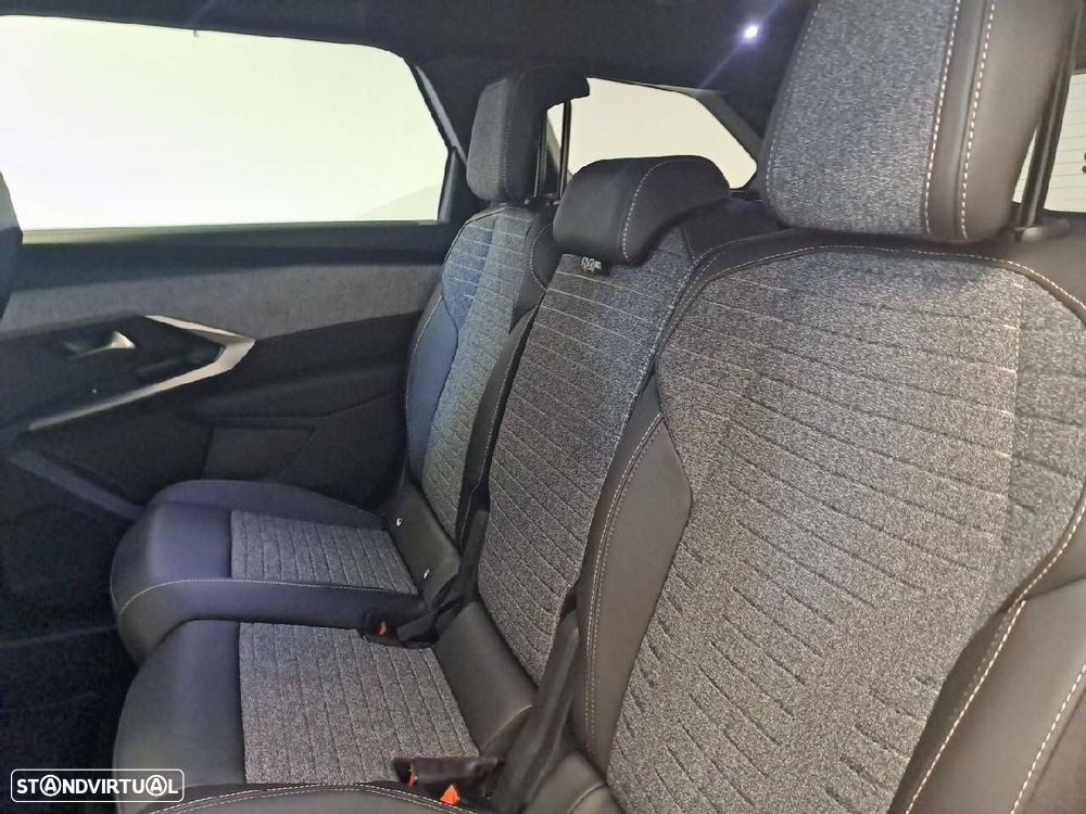 Peugeot 5008 1.2 Hybrid Allure e-DCS6 - 9