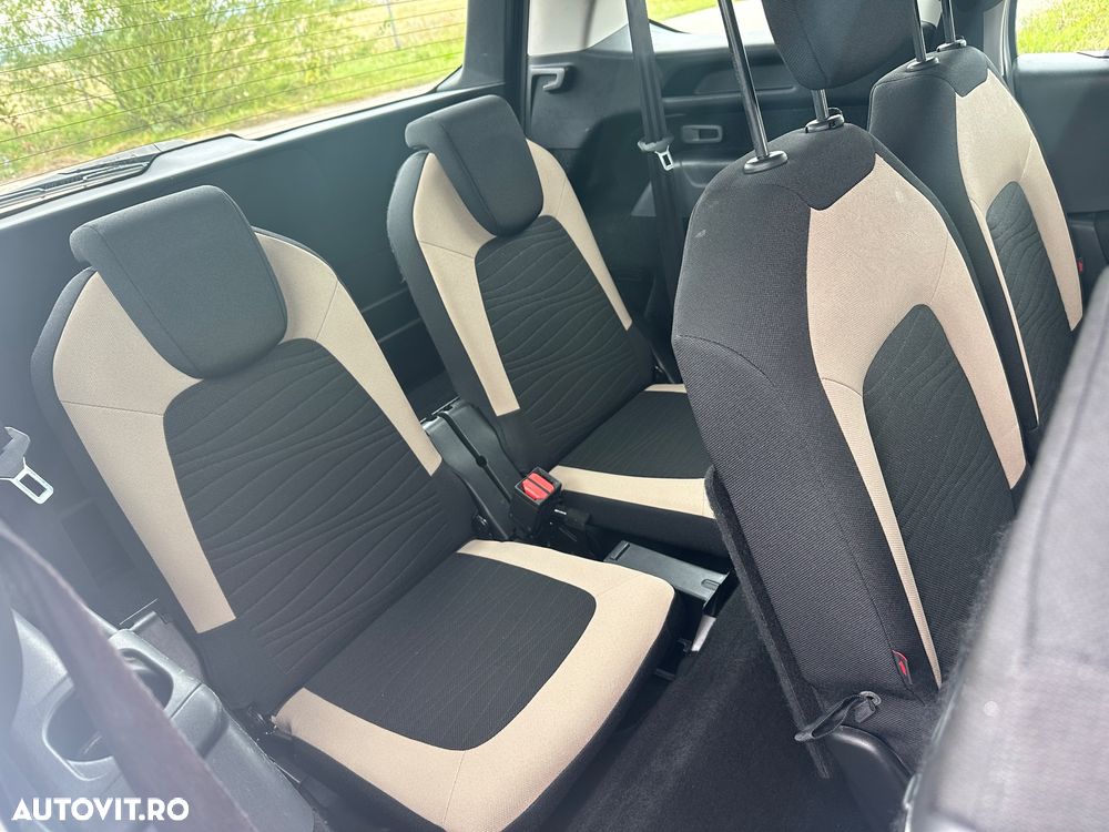 Citroën C4 Grand Picasso - 13