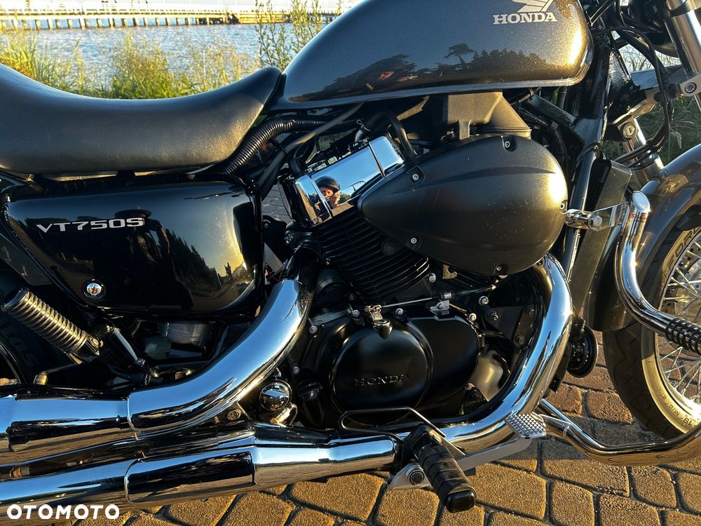 Honda VT - 17