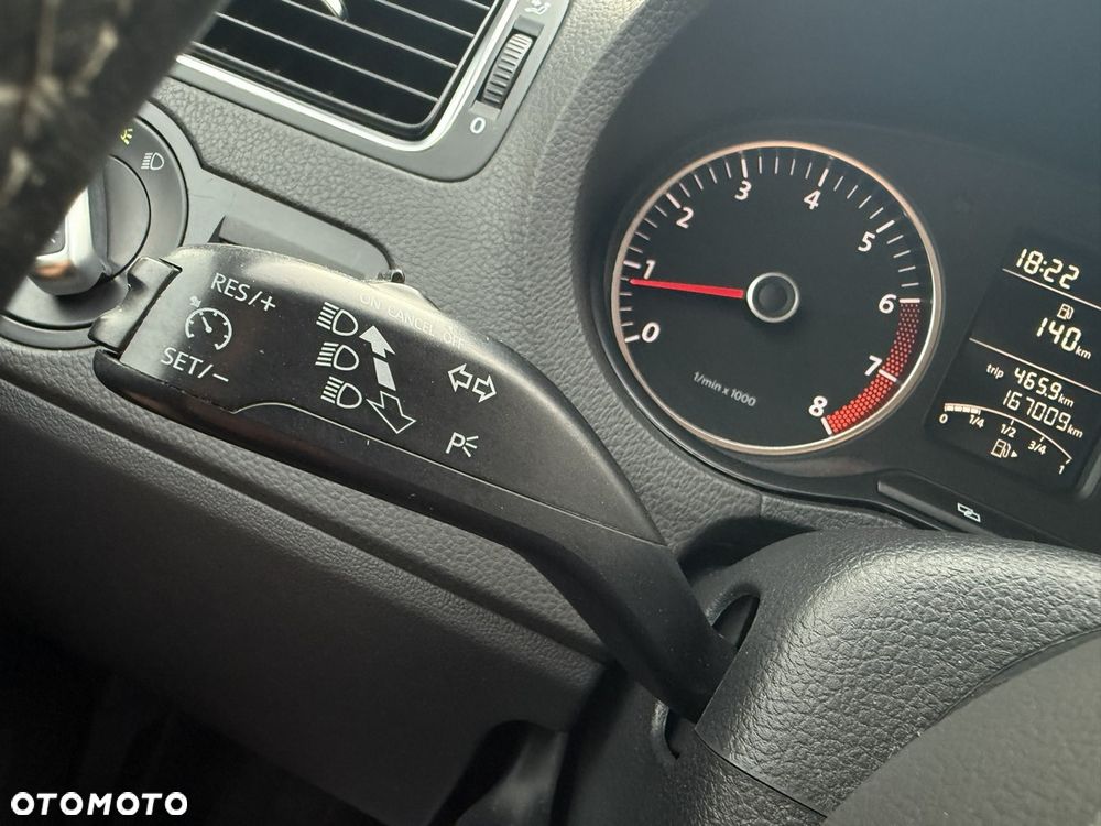 Volkswagen Polo 1.4 Team - 34