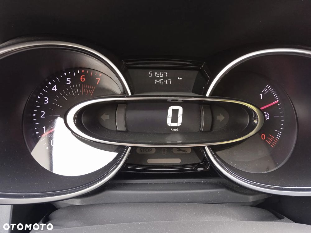 Renault Clio 1.2 16V Alize - 14