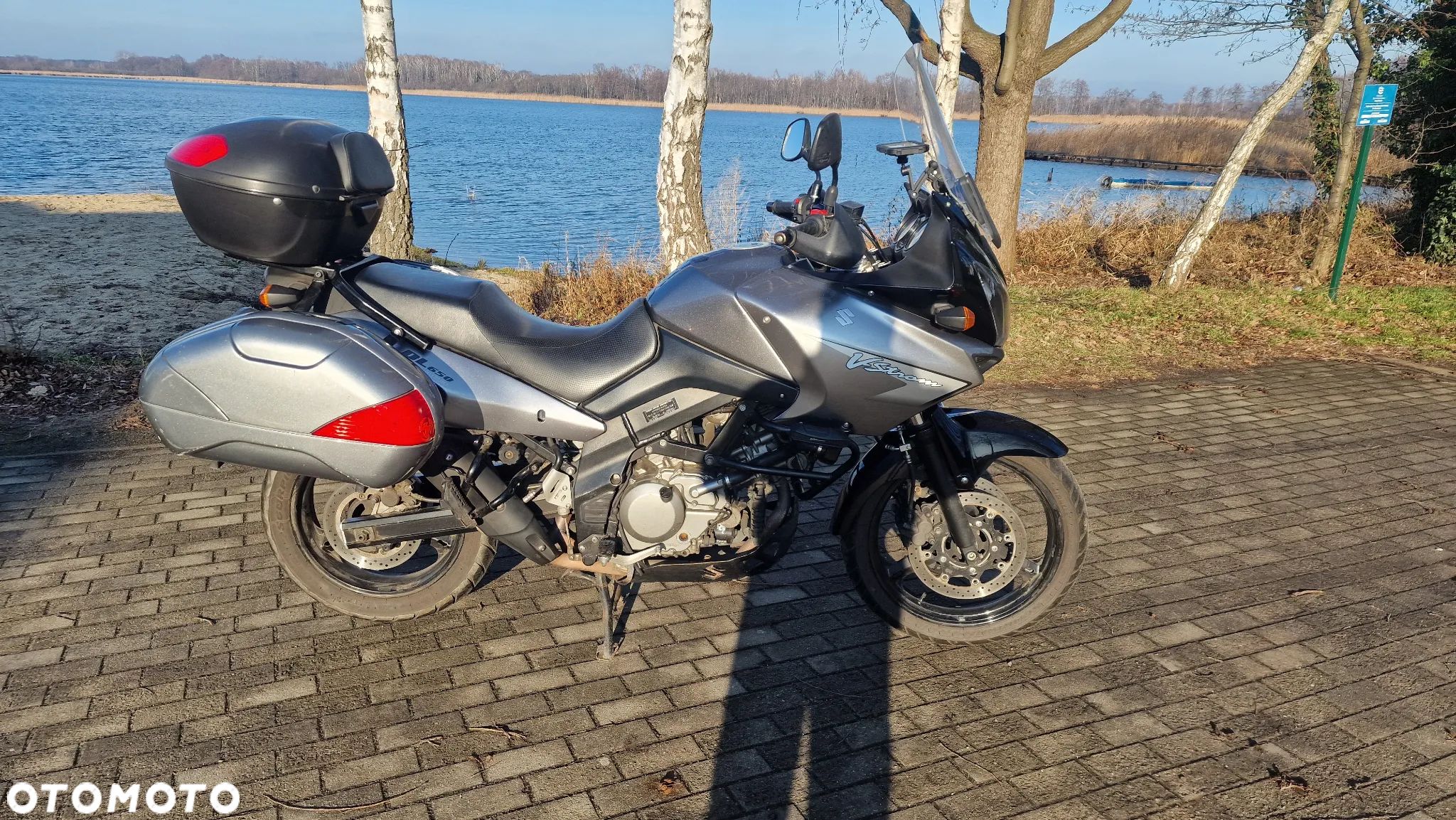 Suzuki V-STROM - 1
