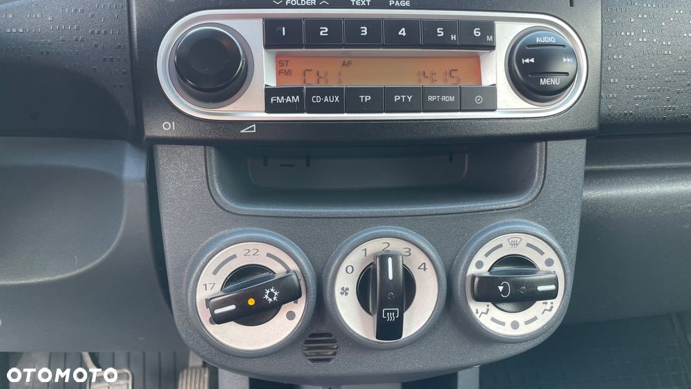 Mitsubishi Colt 1.1 - 11