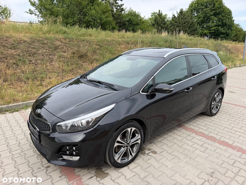 Kia Ceed 1.6 CRDi GT Line - 1