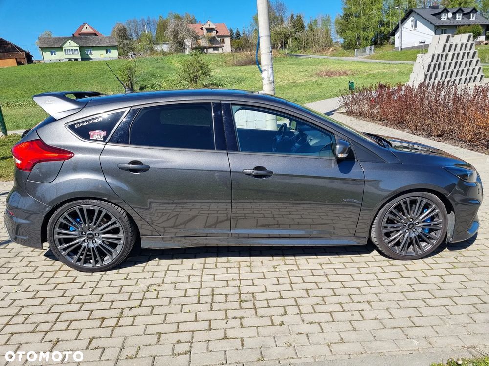 Ford Focus - 10