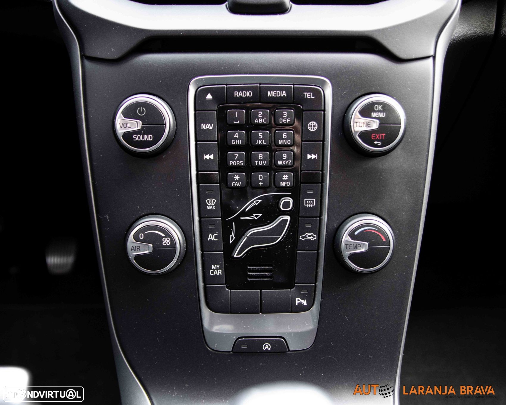 Volvo V40 2.0 D2 Summum Geartronic - 19