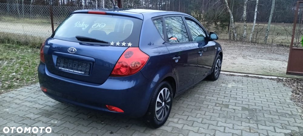 Kia Ceed 1.4 Comfort - 8