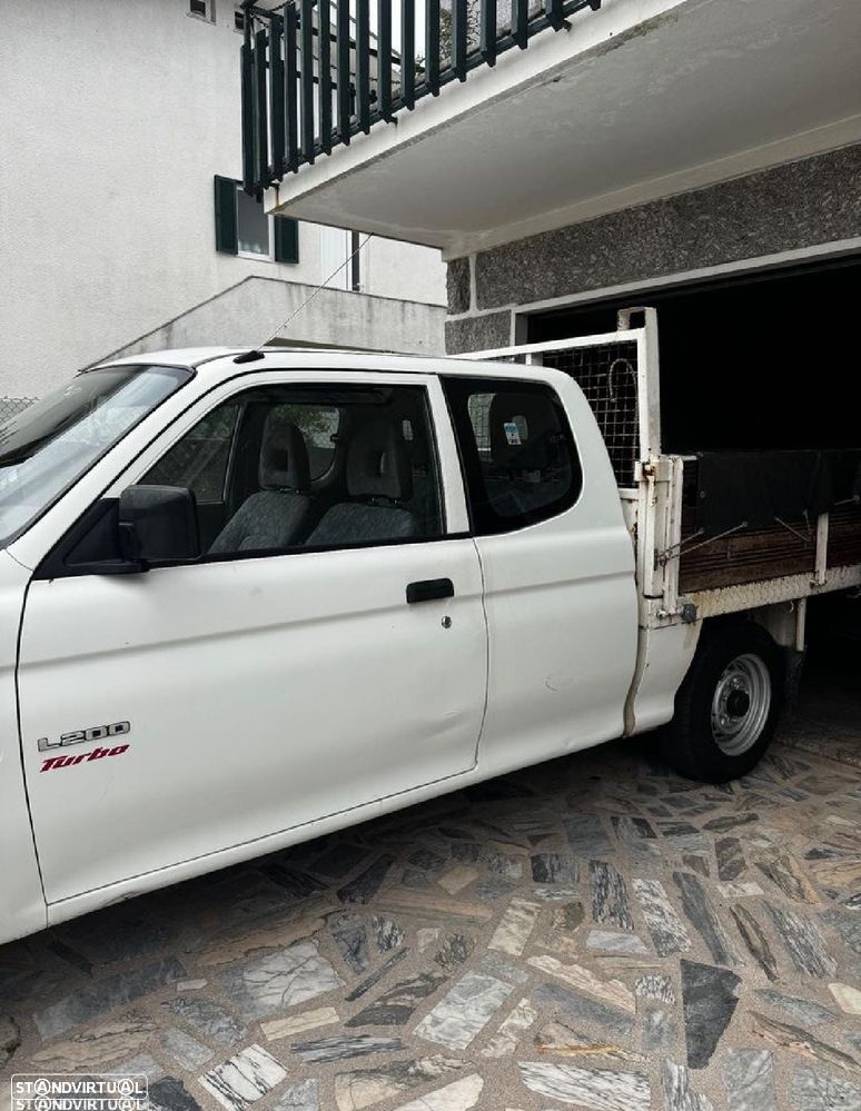 Mitsubishi L200 - 3