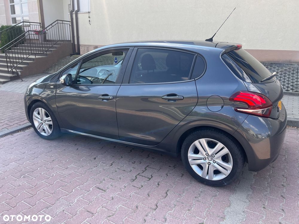 Peugeot 208 1.2 PureTech GPF Active S&S - 8