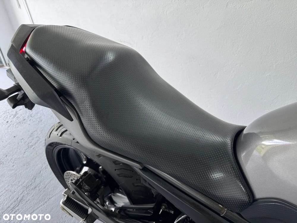 Yamaha XJ - 7