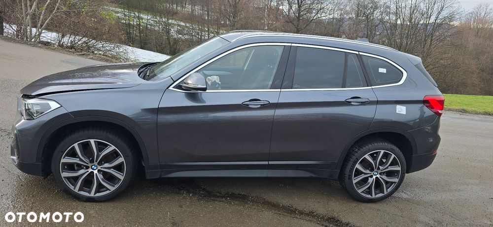 BMW X1 sDrive20d Sport Line - 5