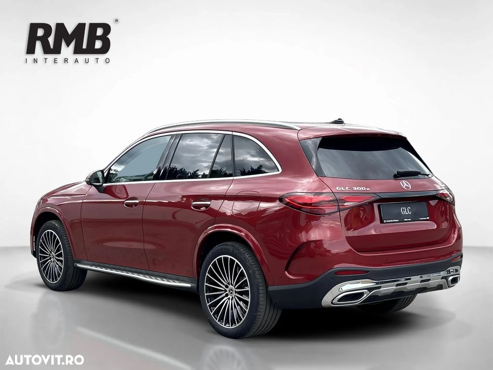 Mercedes-Benz GLC 300 e 4Matic 9G-TRONIC AMG Line Advanced - 4
