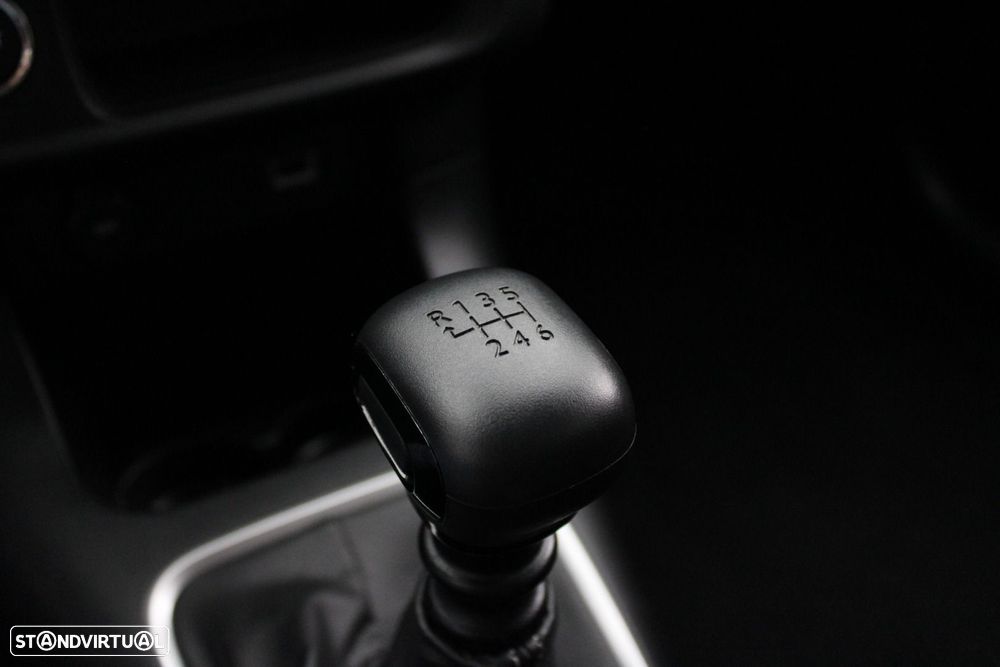 Citroën C3 1.2 PureTech Max - 23