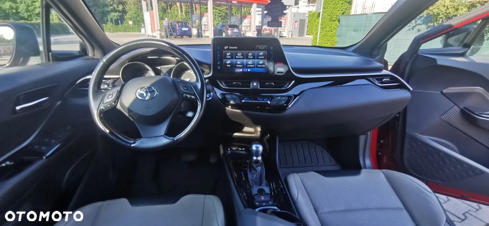 Toyota C-HR 1.8 Hybrid Selection - 2