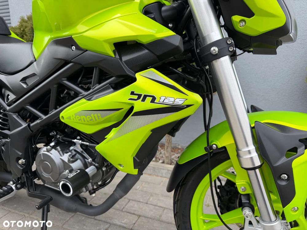 Benelli BN 125 - 17