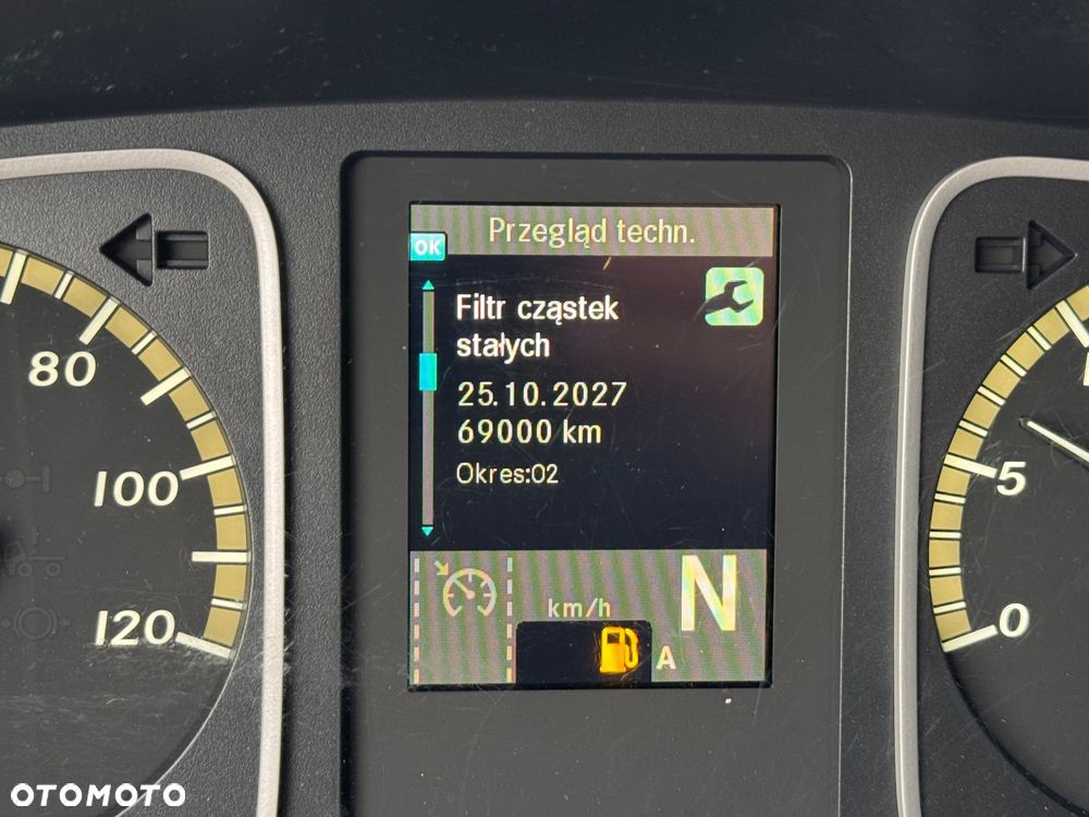 Mercedes-Benz ATEGO - 9