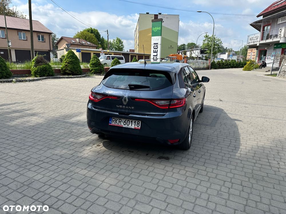 Renault Megane 2019 photo 3