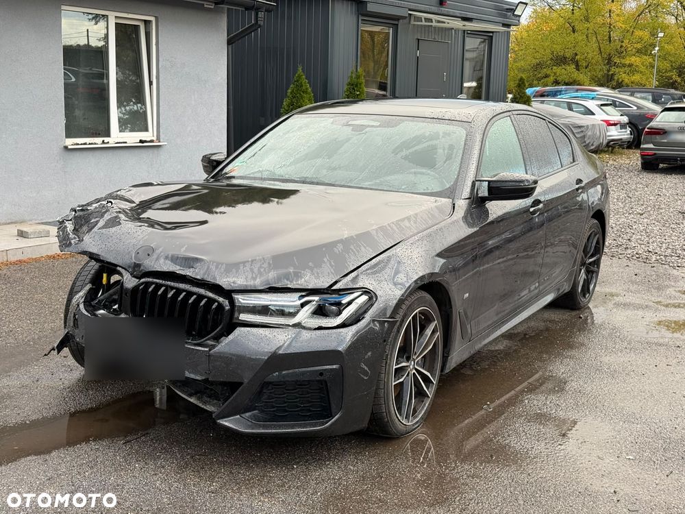 BMW Seria 5 530i M Sport Edition - 4
