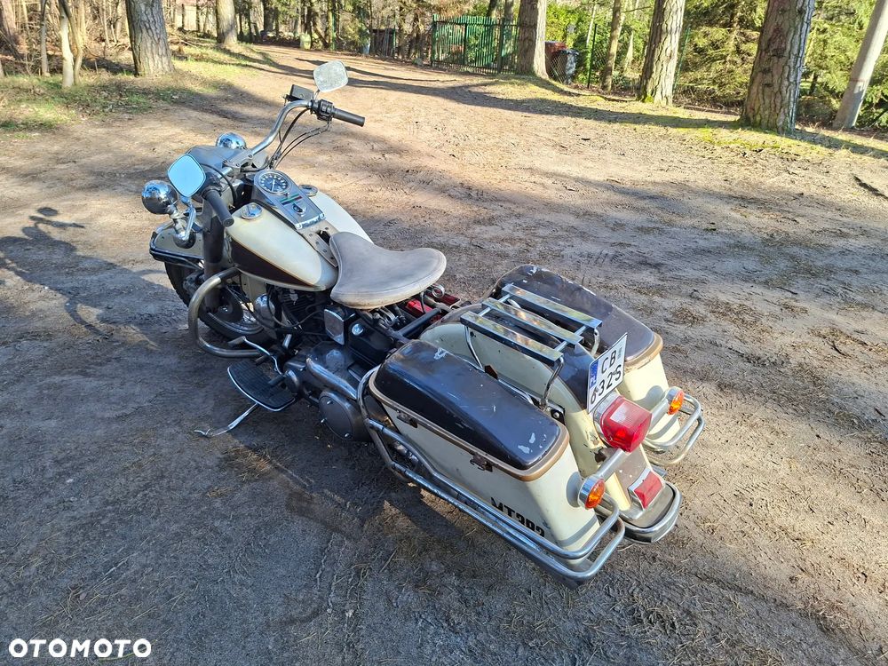 Harley-Davidson FLH Shovelhead - 2