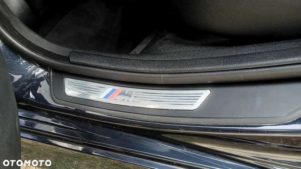 BMW Seria 5 528i Sport-Aut - 25