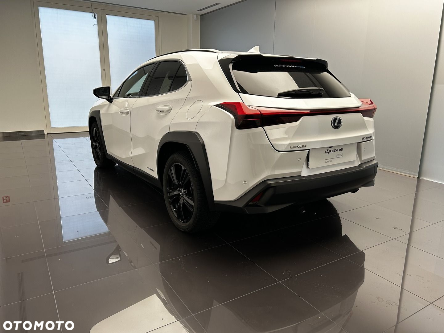 Lexus UX 250h GPF F Impression 2WD - 6