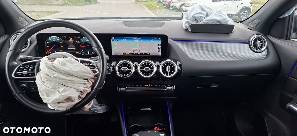 Mercedes-Benz GLA 200 d 4Matic 8G-DCT Style - 9