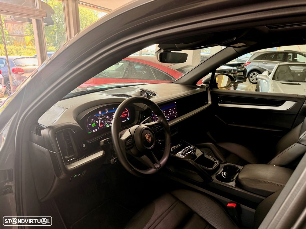 Porsche Cayenne - 55