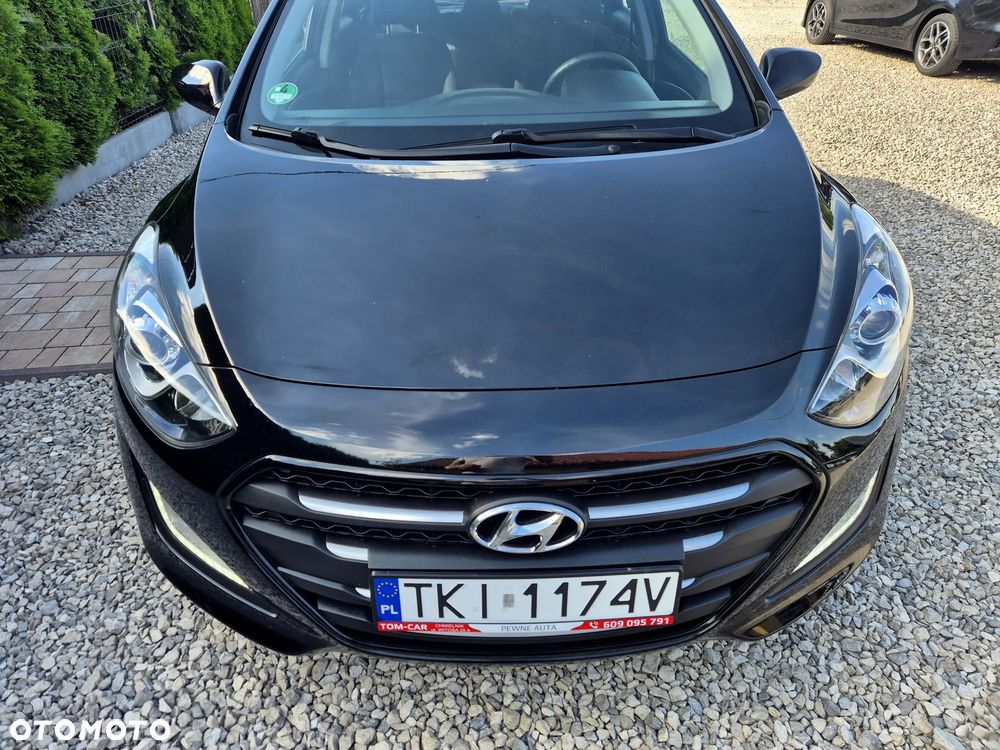 Hyundai i30 blue 1.4 Classic Navigation - 9