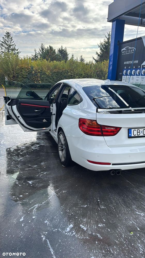 BMW 3GT 328i xDrive Sport-Aut - 2