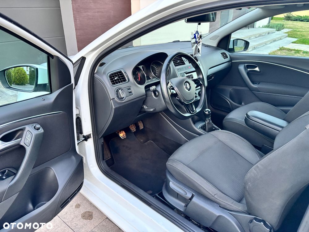 Volkswagen Polo 1.2 TSI Comfortline - 10