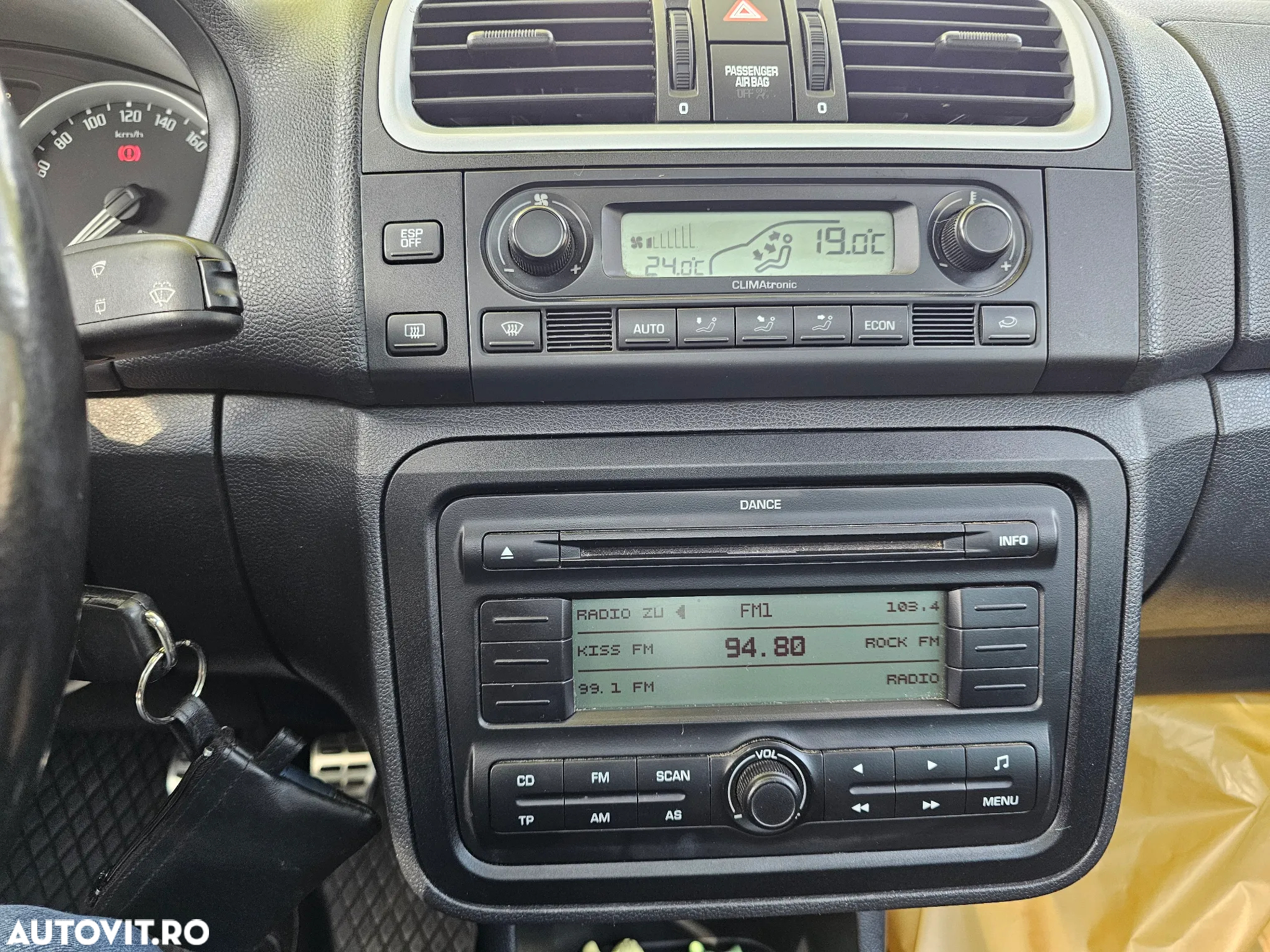 Skoda Roomster 1.6 Scout - 15
