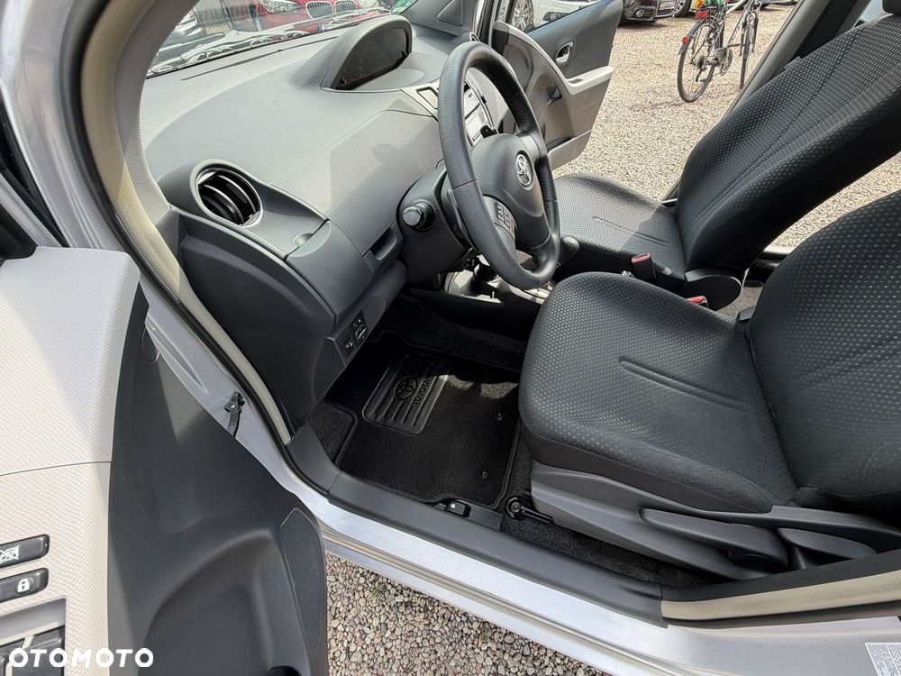 Toyota Yaris 1.33 VVT-i Multi Mode Sol - 22