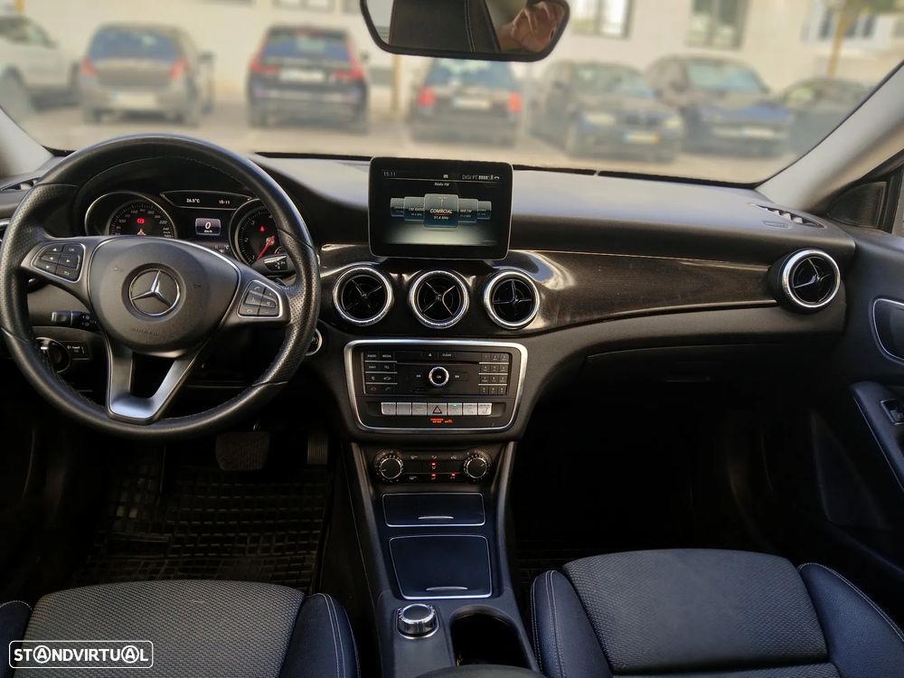 Mercedes-Benz CLA 220 Shooting Brake d 4Matic 7G-DCT Urban - 7