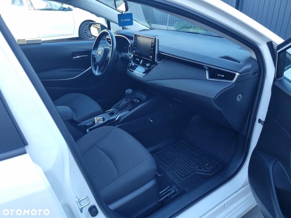 Toyota Corolla 1.8 Hybrid Comfort - 17