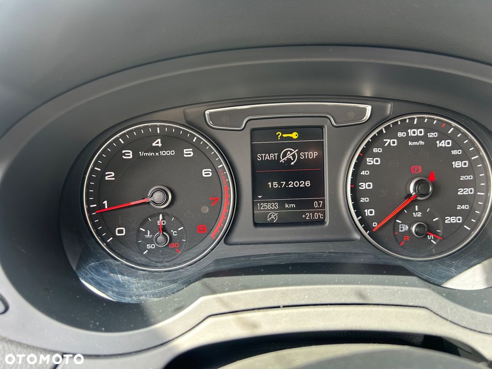 Audi Q3 1.4 TFSI Edycja Specjalna - 27