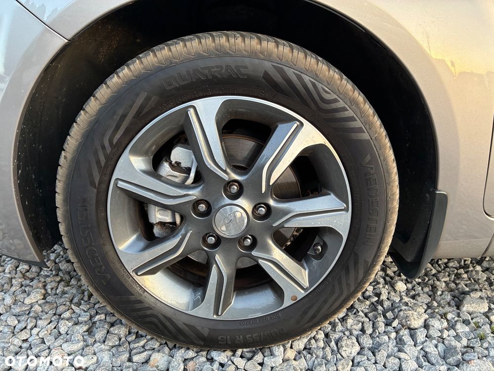 Hyundai ix20 1.4 blue - 12