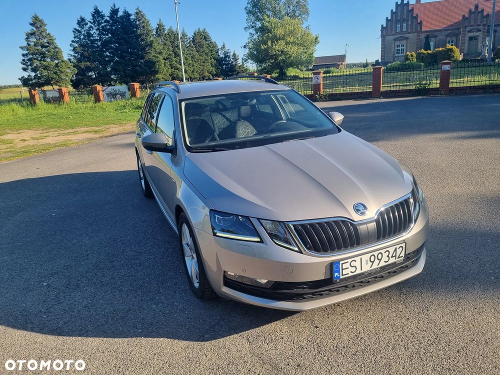 Skoda Octavia 1.8 TSI 4x4 Clever DSG - 9