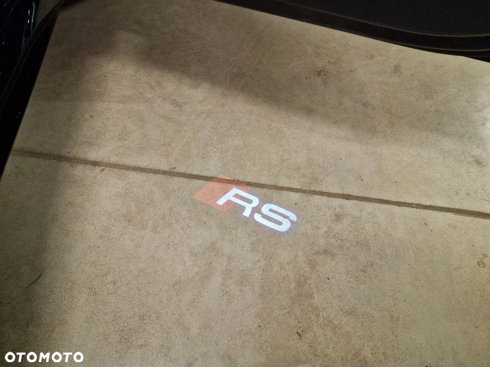 Audi RS3 Limousine - 16
