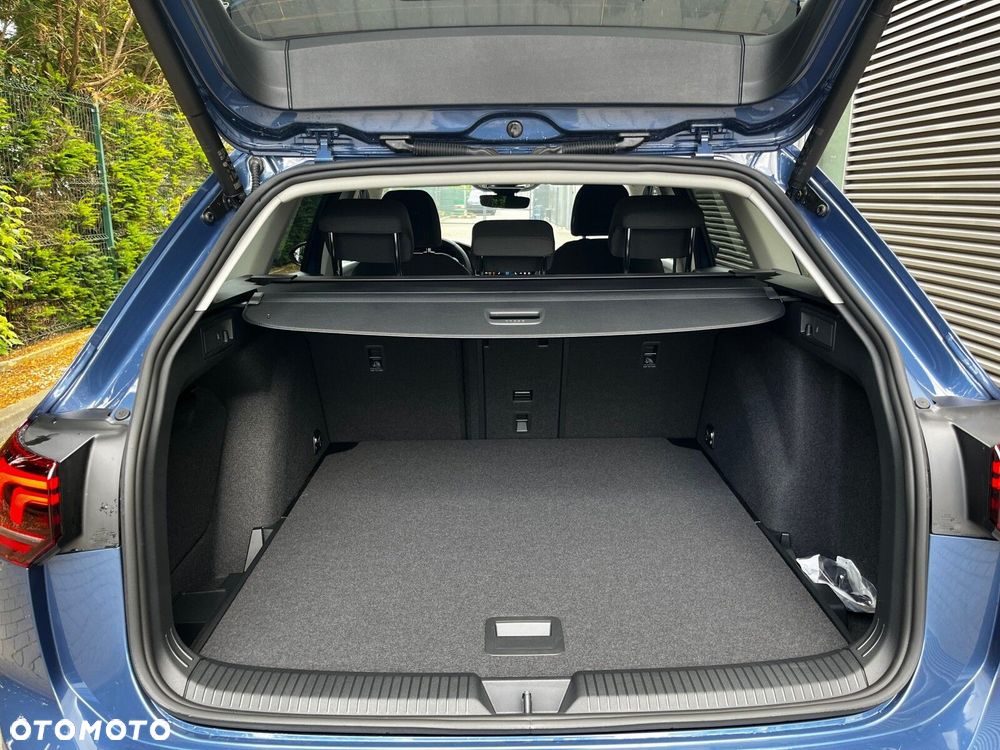 Volkswagen Golf - 9