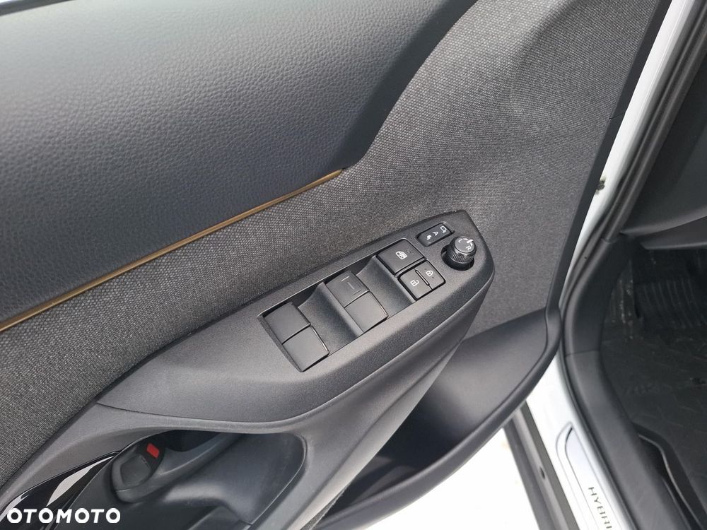 Toyota Yaris Cross Hybrid 1.5 Adventure 4x4 - 10