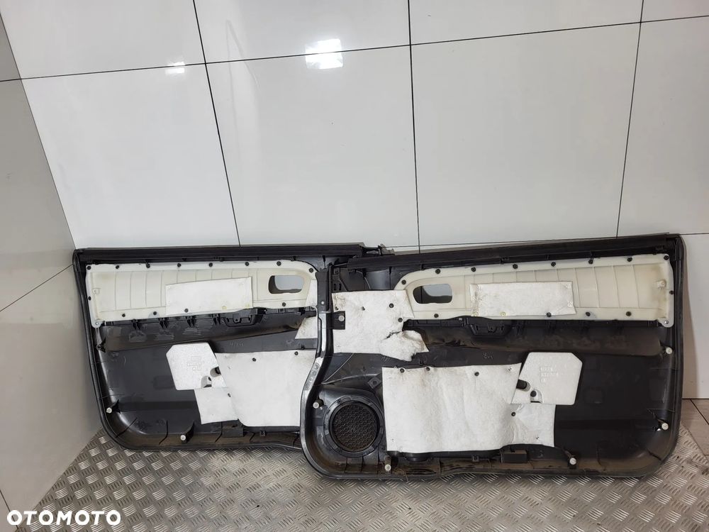 Suzuki Grand Vitara II Tapicerka Boczek Drzwi 3D - 4