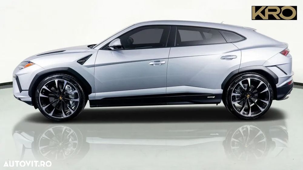 Lamborghini URUS - 15