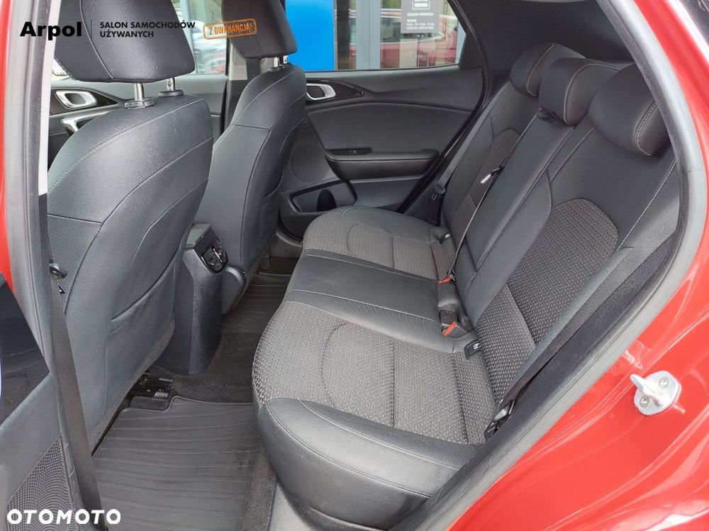 Kia XCeed 1.6 T-GDI Business Line DCT - 36