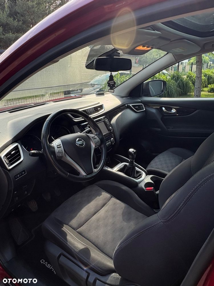 Nissan Qashqai 1.6 DCi N-Connecta - 4