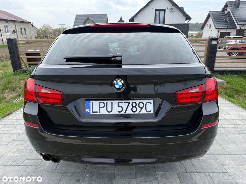 BMW Seria 5 525d Sport-Aut Luxury Line - 38