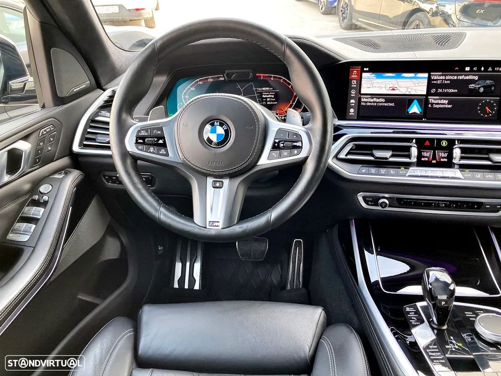BMW X7 - 9