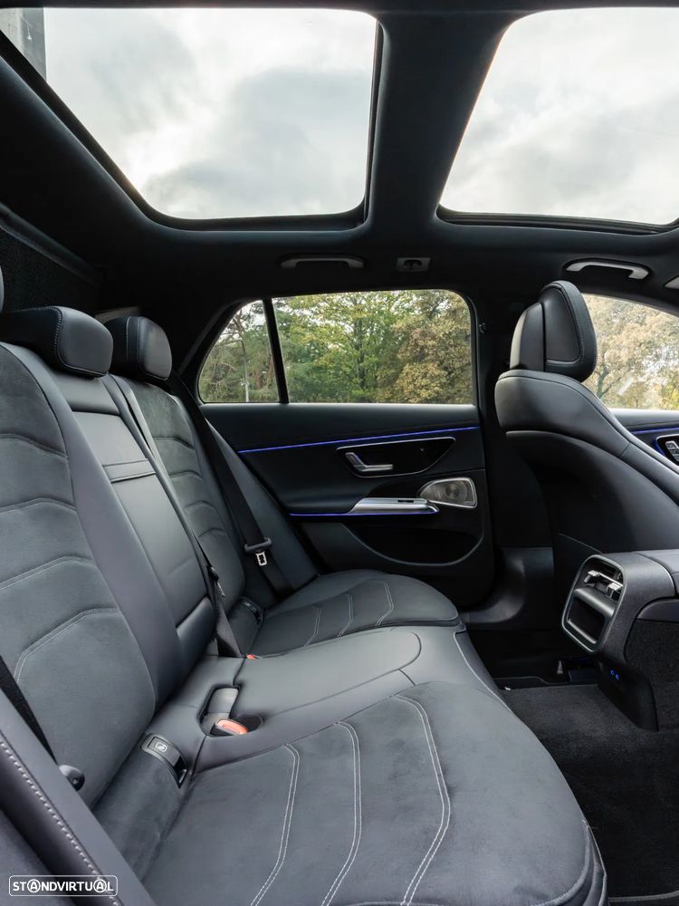 Mercedes-Benz E 300 - 22