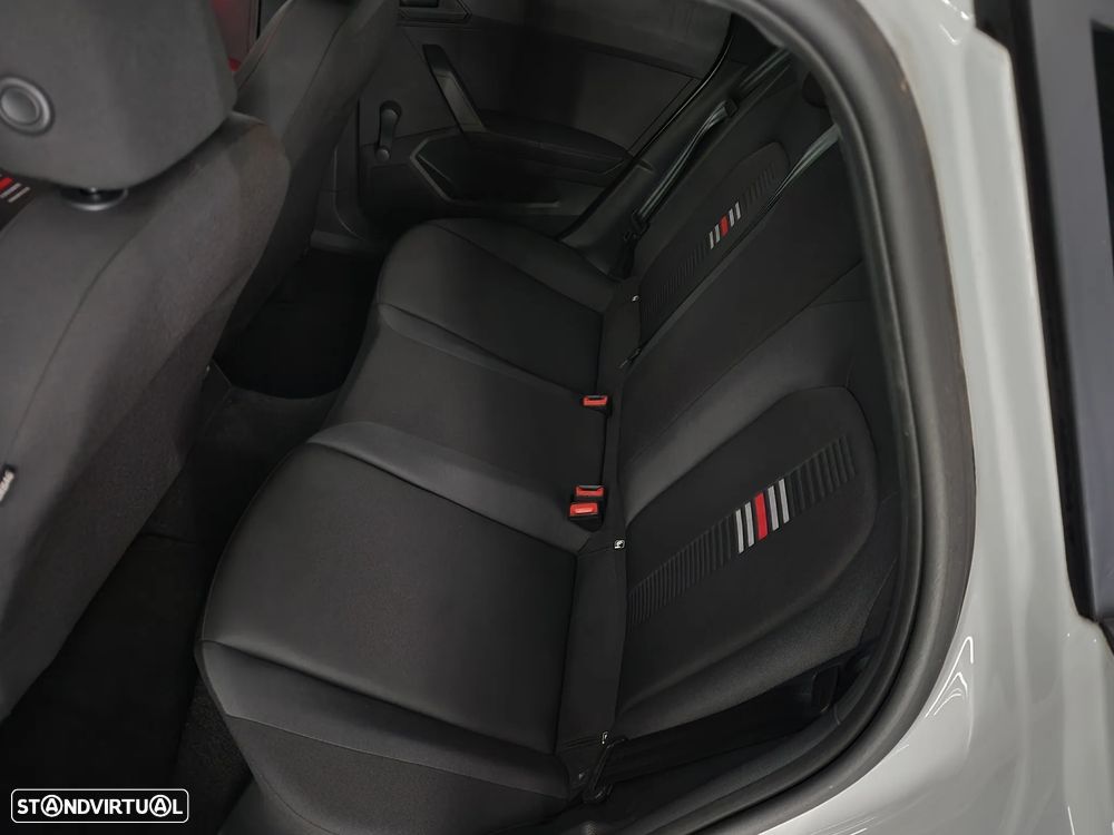 SEAT Ibiza 1.6 TDI FR - 22